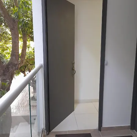 Apartment 2p