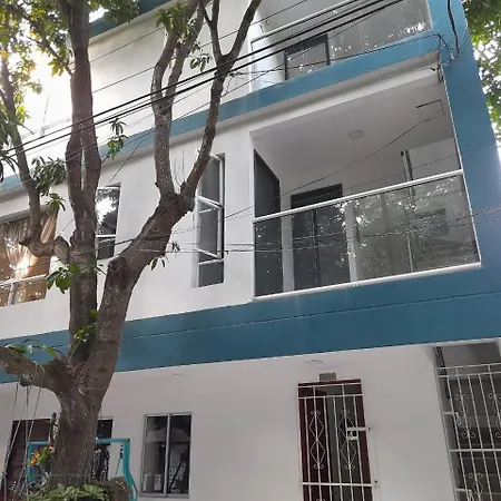 Apartment 2p *